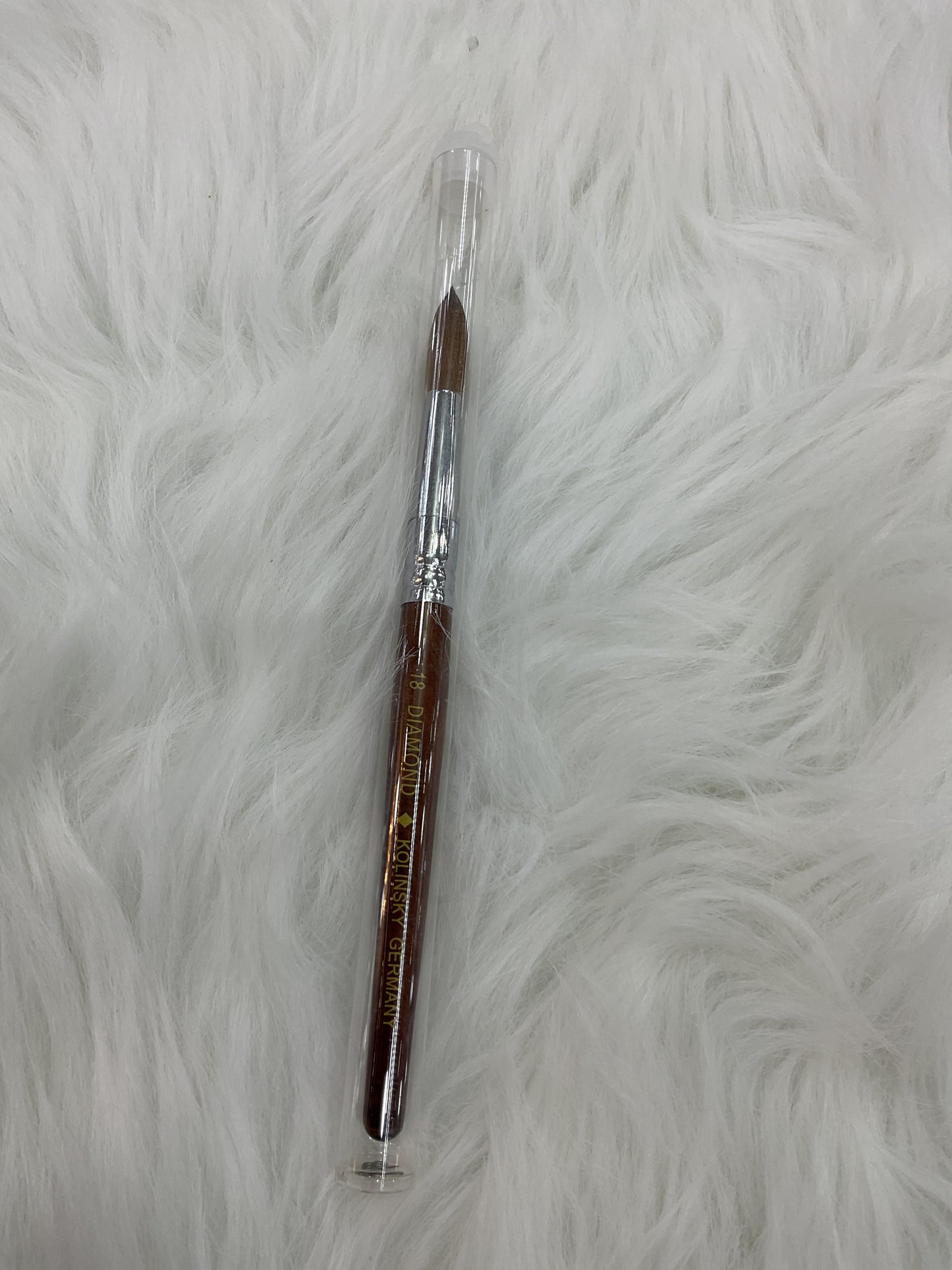 DIAMOND ACRYLIC BRUSH # 18